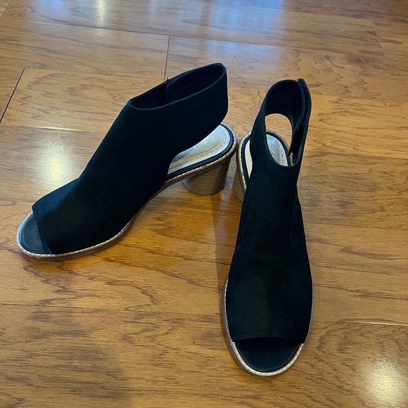 Brand new Clarks black leather shoes, women’s size EU41, Glacier Charm. - Picture 3 of 7